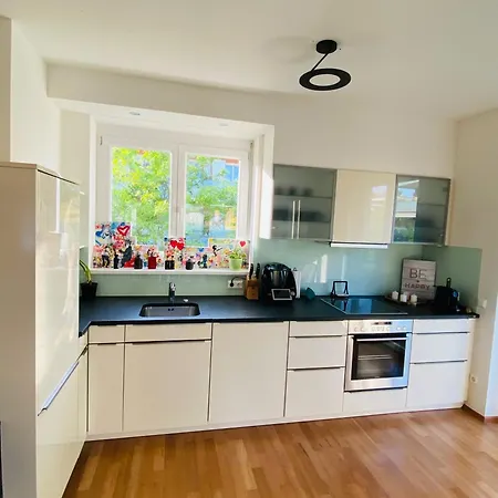 Luxuswohnung In *